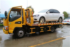 安丘附近拖车救援24小时服务热线